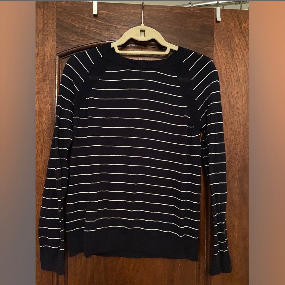 long sleeve sweater (brand: LOFT, size M)